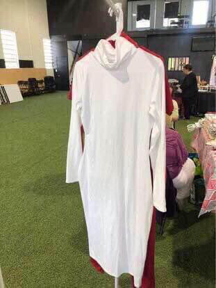 Beautiful woman dress size S/M perfect for cold weather too 🌹❤️ image indicator(3)