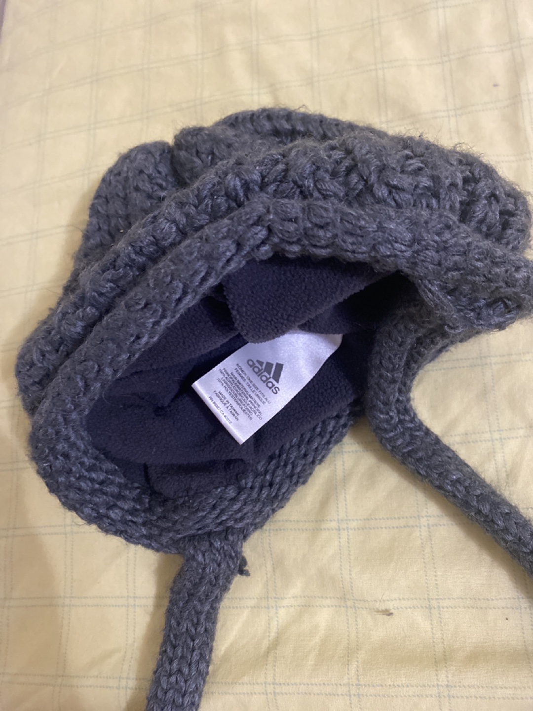 Free ❄️ Adidas Women’s Winter Beanie - photo 2