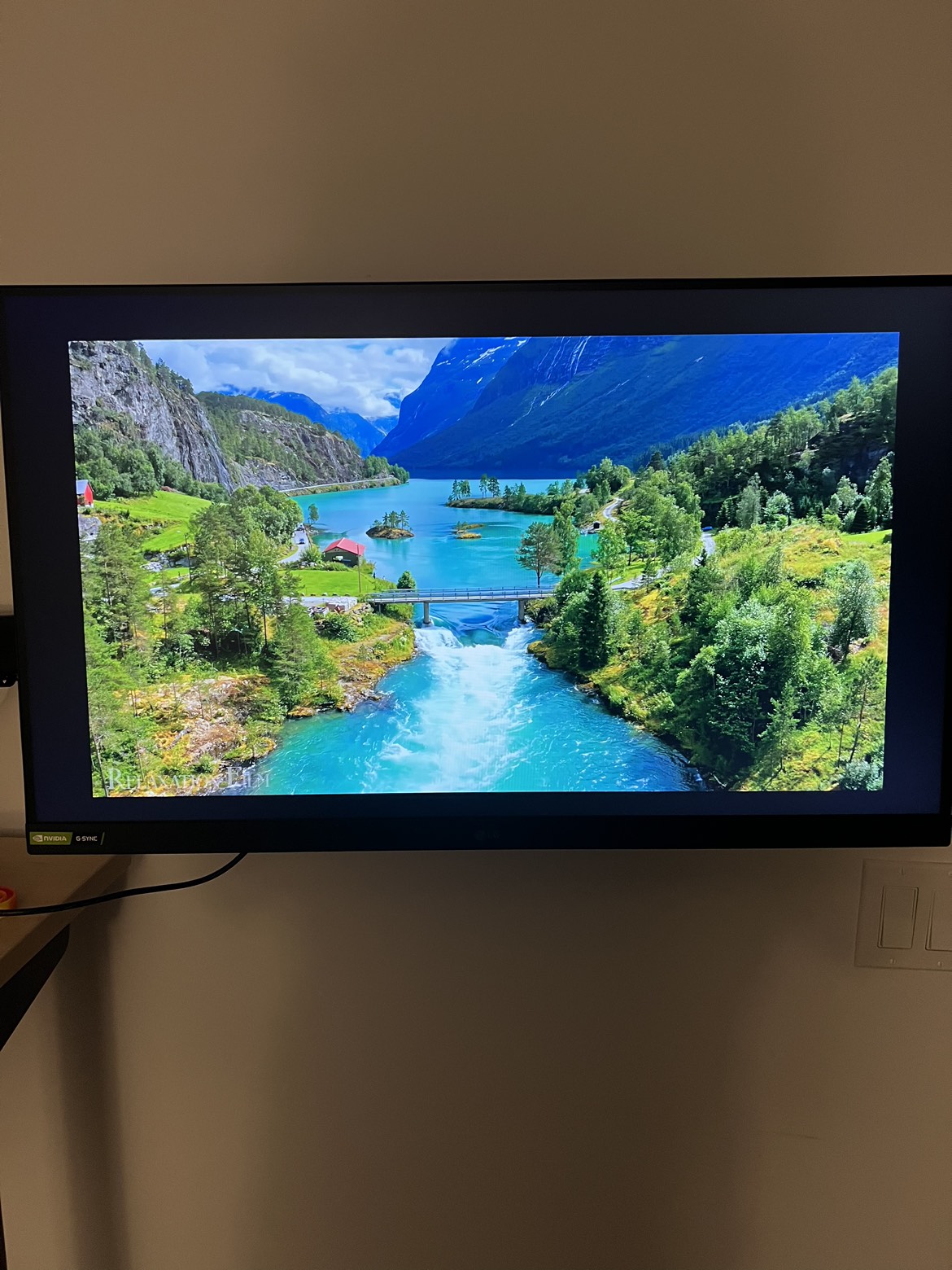 Moving Sale - LG Ultragear 32GP850-B 32 Inch QHD 2560 x 1440
