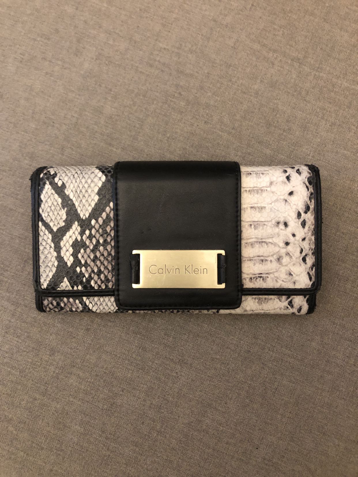#freecycle Calvin Klein woman’s wallet