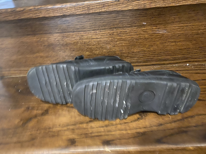 Kenneth Cole boys leather shoes size 3 image indicator(3)