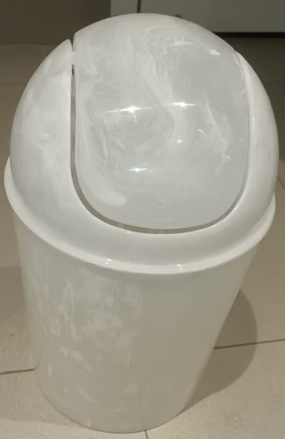 Bathroom/bedroom bin 5L - Brand new image indicator(2)