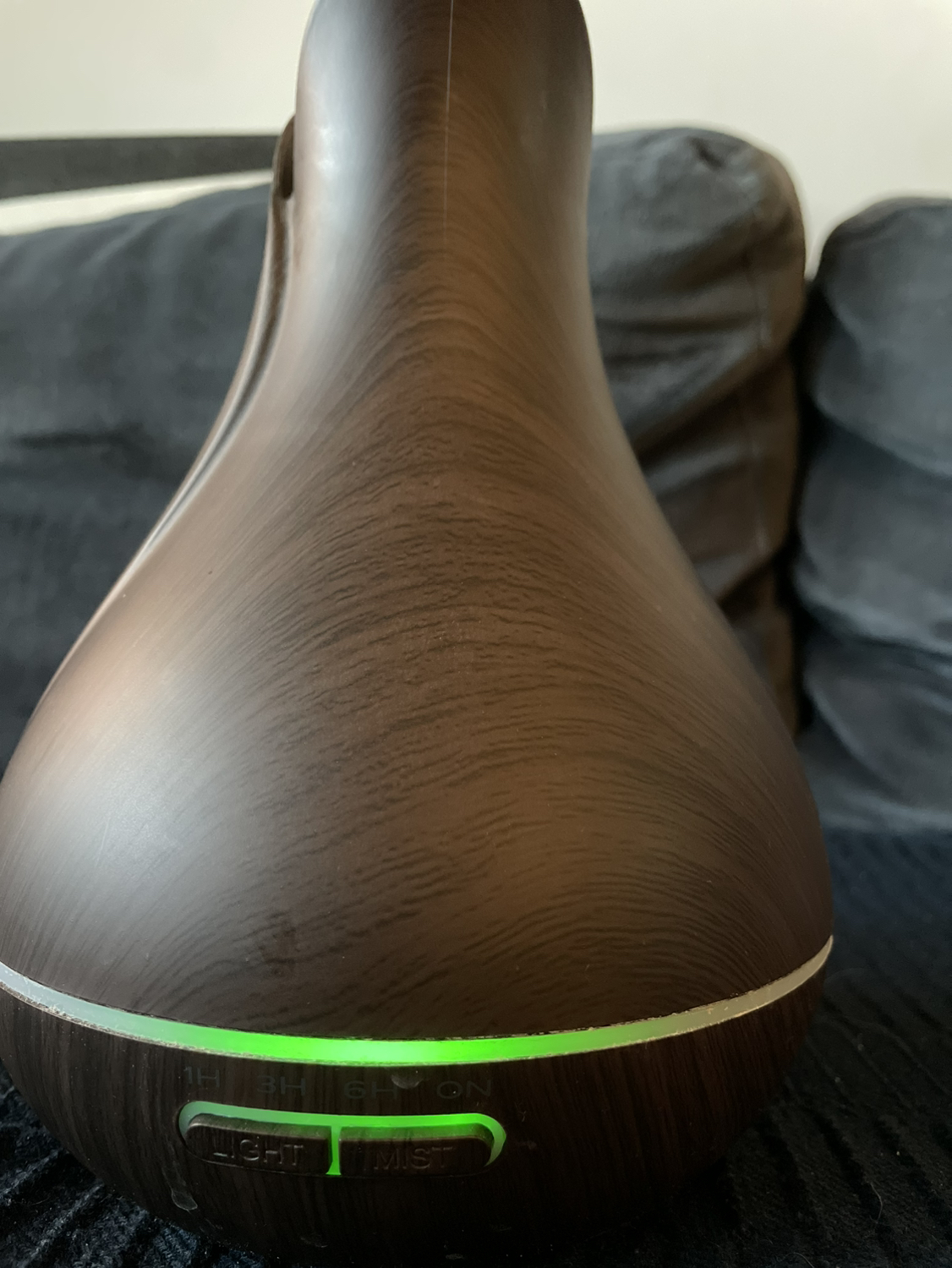 Essential oil diffuser with remote image indicator(3)
