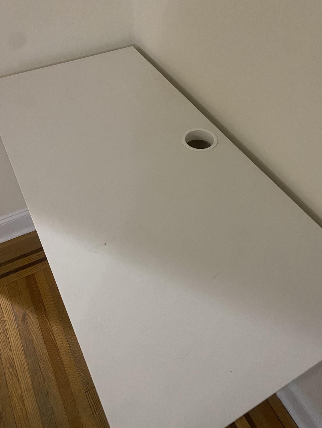 Ikea desk NOW 70% off! - photo 2