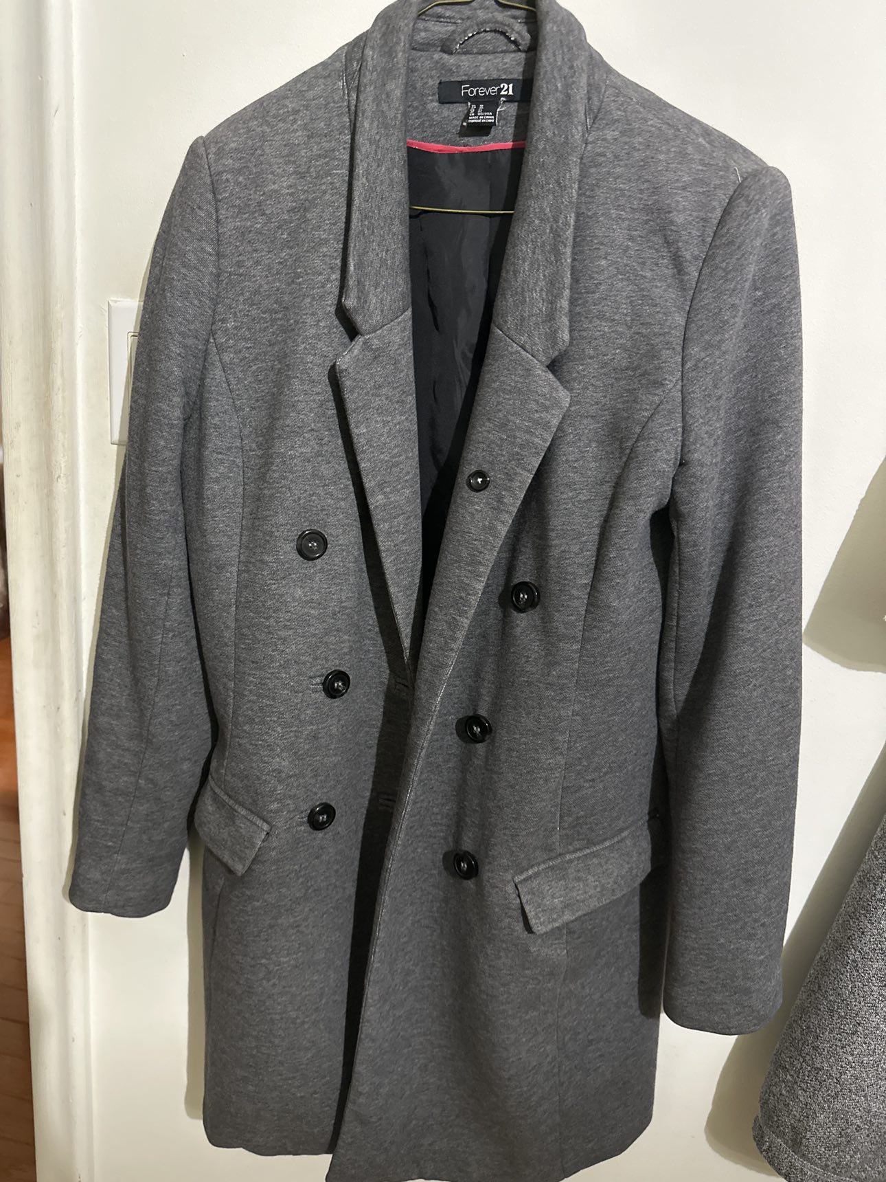 Women coat ❄️ thumbnail