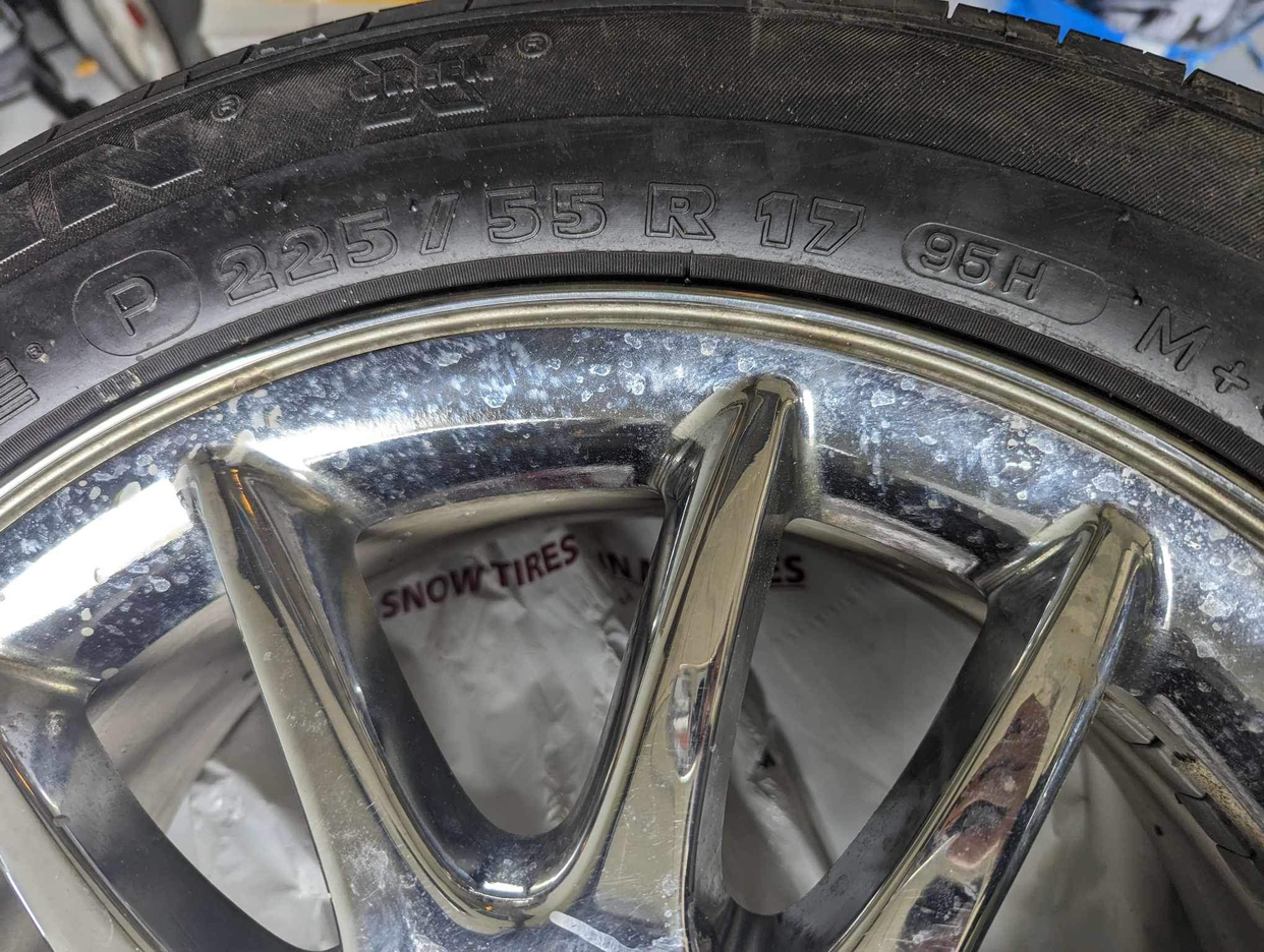 Set of 4 Michelin Snow Tires + 1 All-Season for ONLY $400! - photo 5