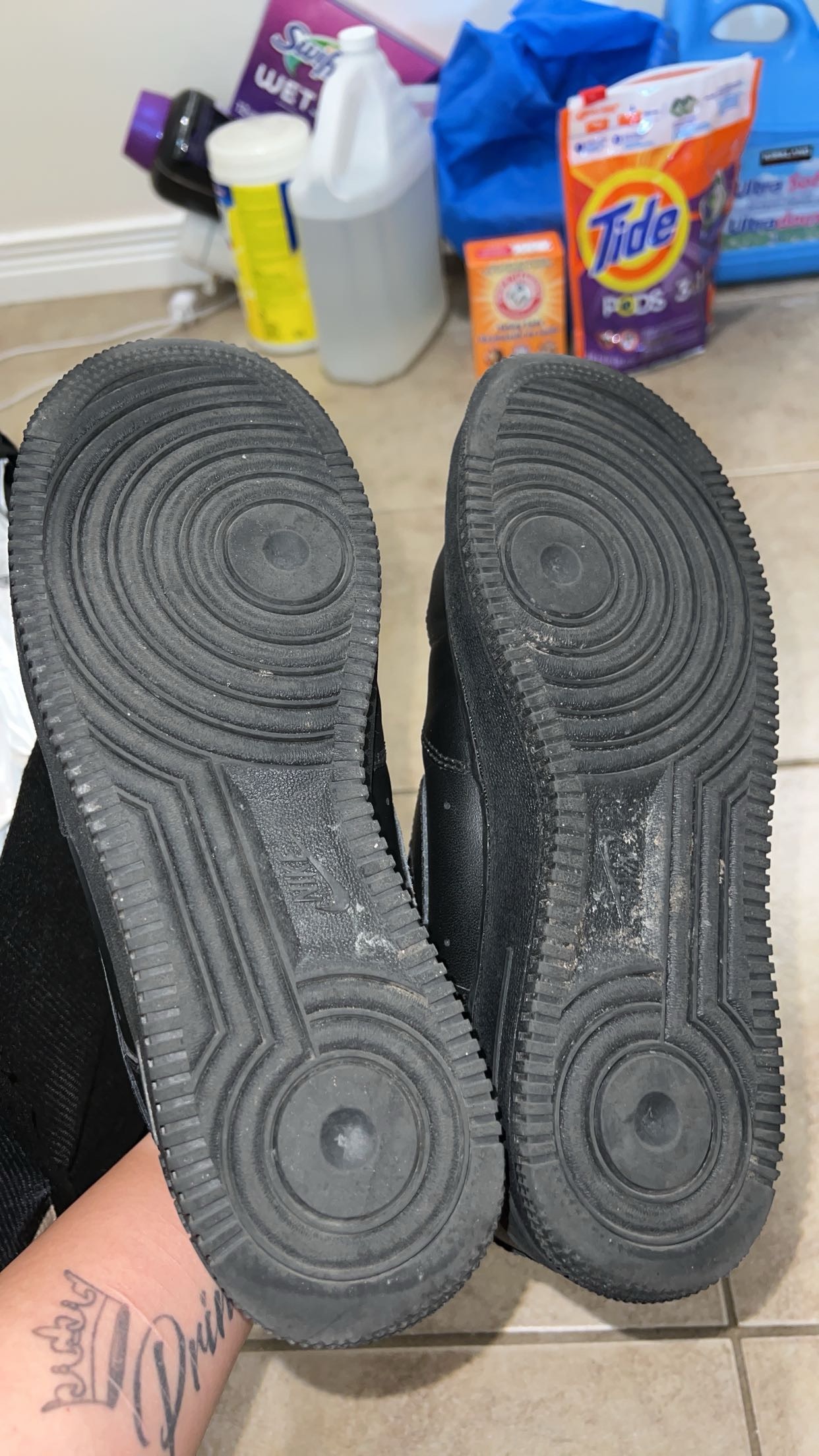 Men Nike Shoes All Black size 8.5 - photo 2