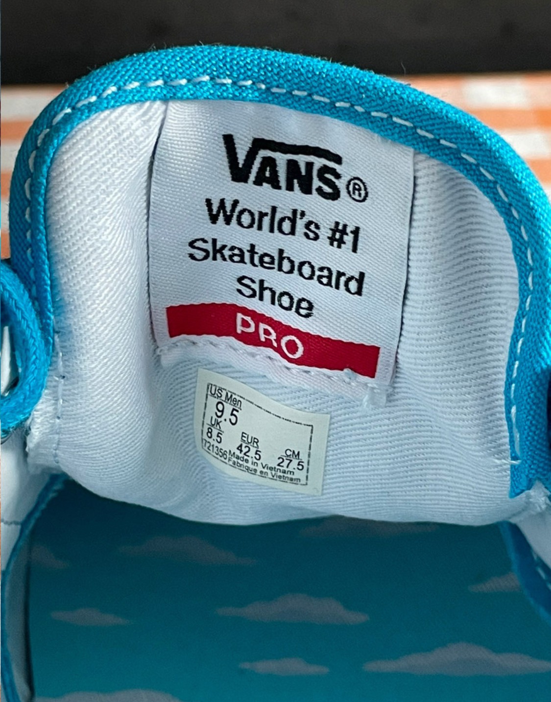 Vans - The Simpsons Chukka Pro limited edition image indicator(4)
