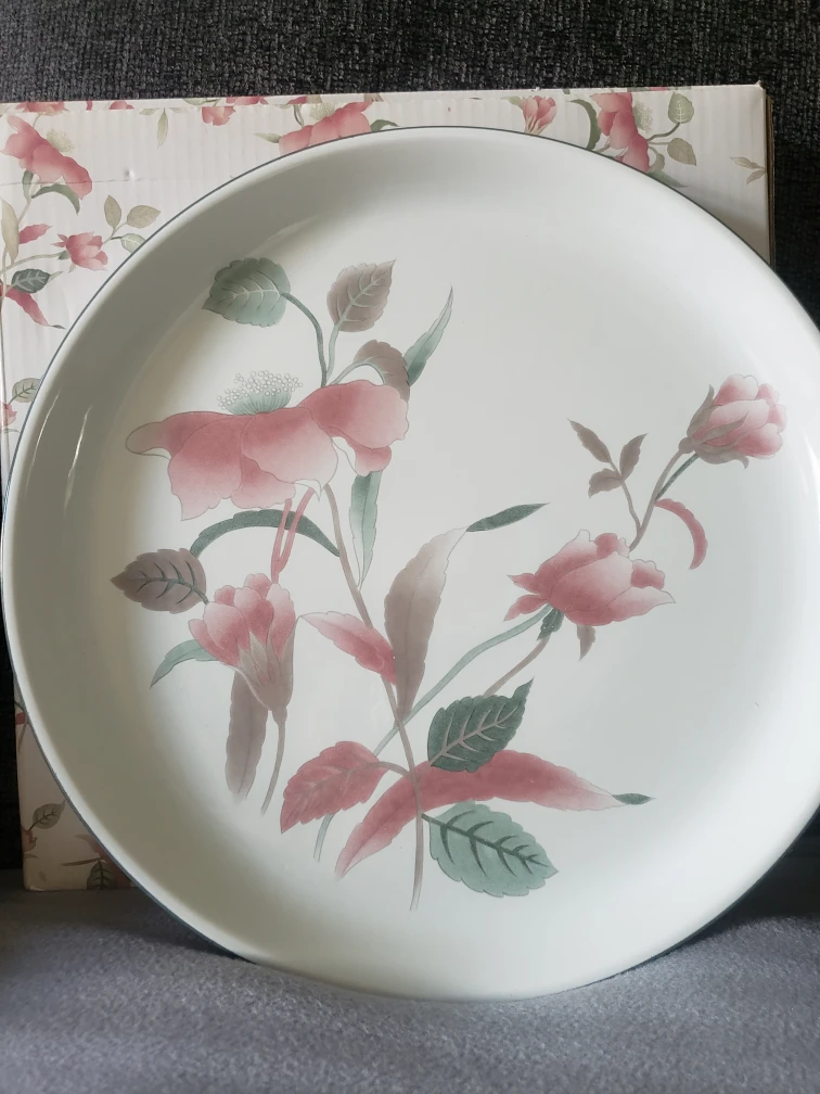Mikasa Silk Flowers Serving Plate