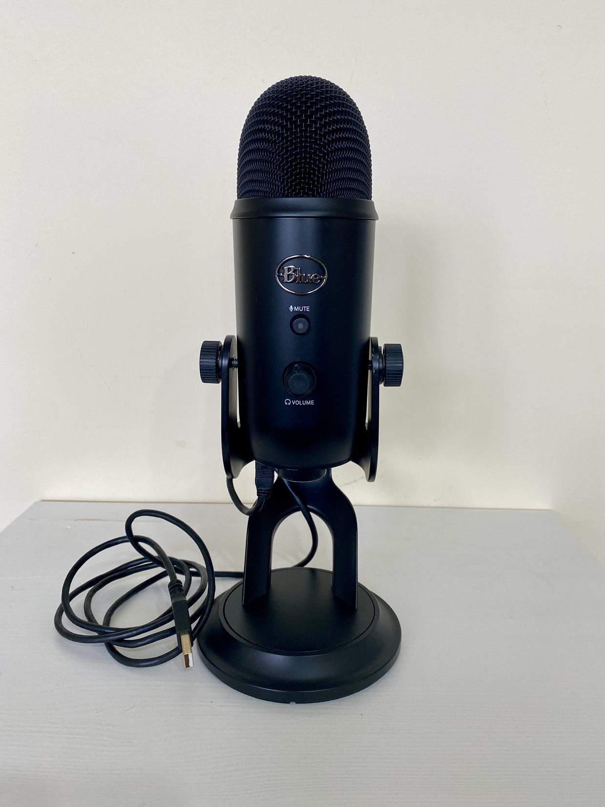 Blue Yeti USB Microphone (black)