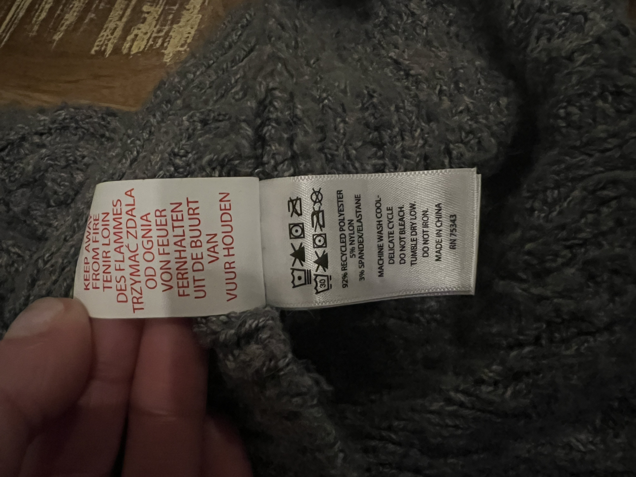 Dog sweater image indicator(6)