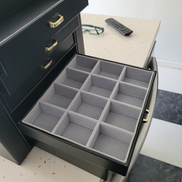 Leather Jewelry Box - photo 4