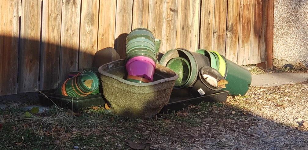 free flower pots thumbnail