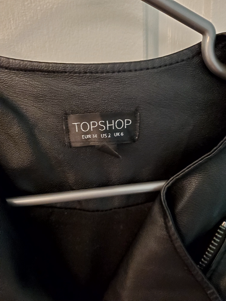 TOPSHOP - black pleather biker jacket size EUR 34,/US 2/ UK 6 image indicator(4)