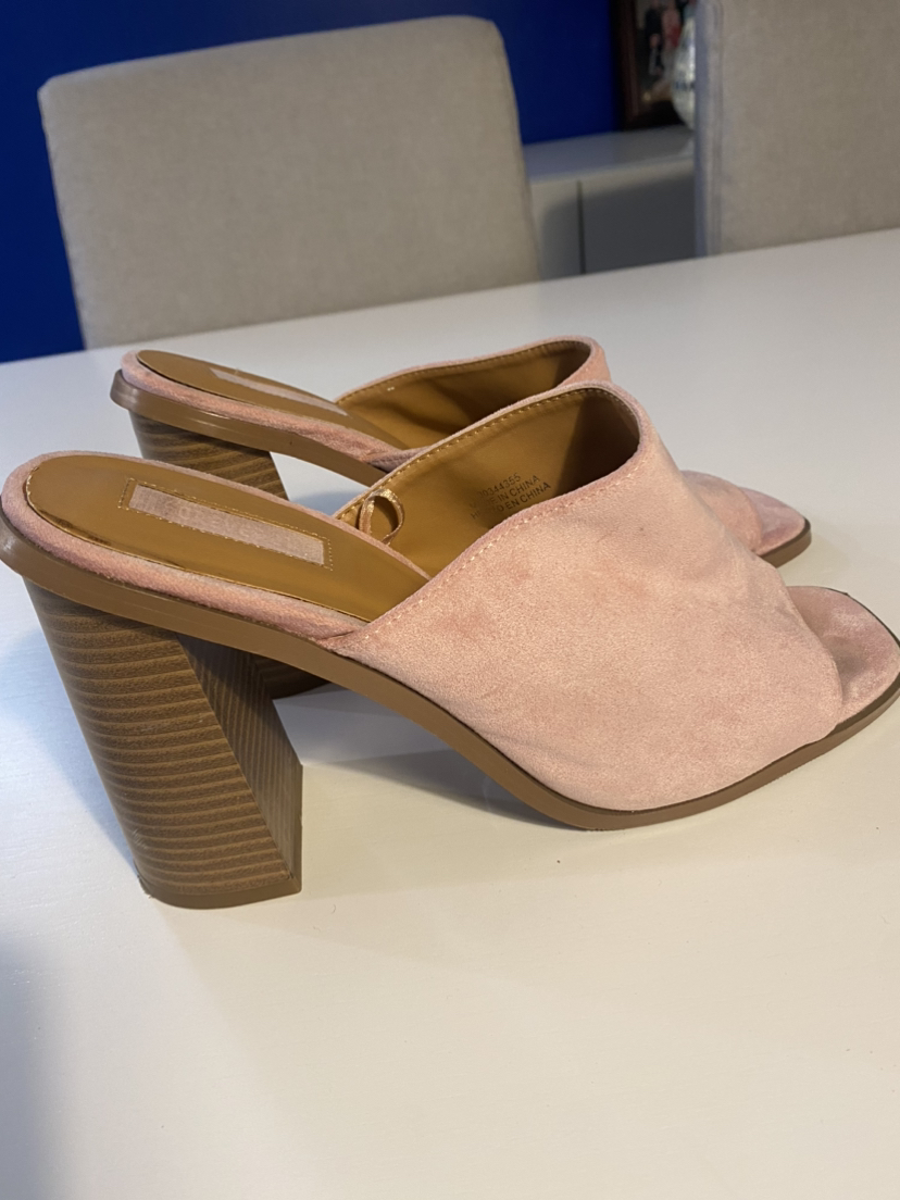 Forever 21 Pink Suede Peep Toe Mules - photo 4