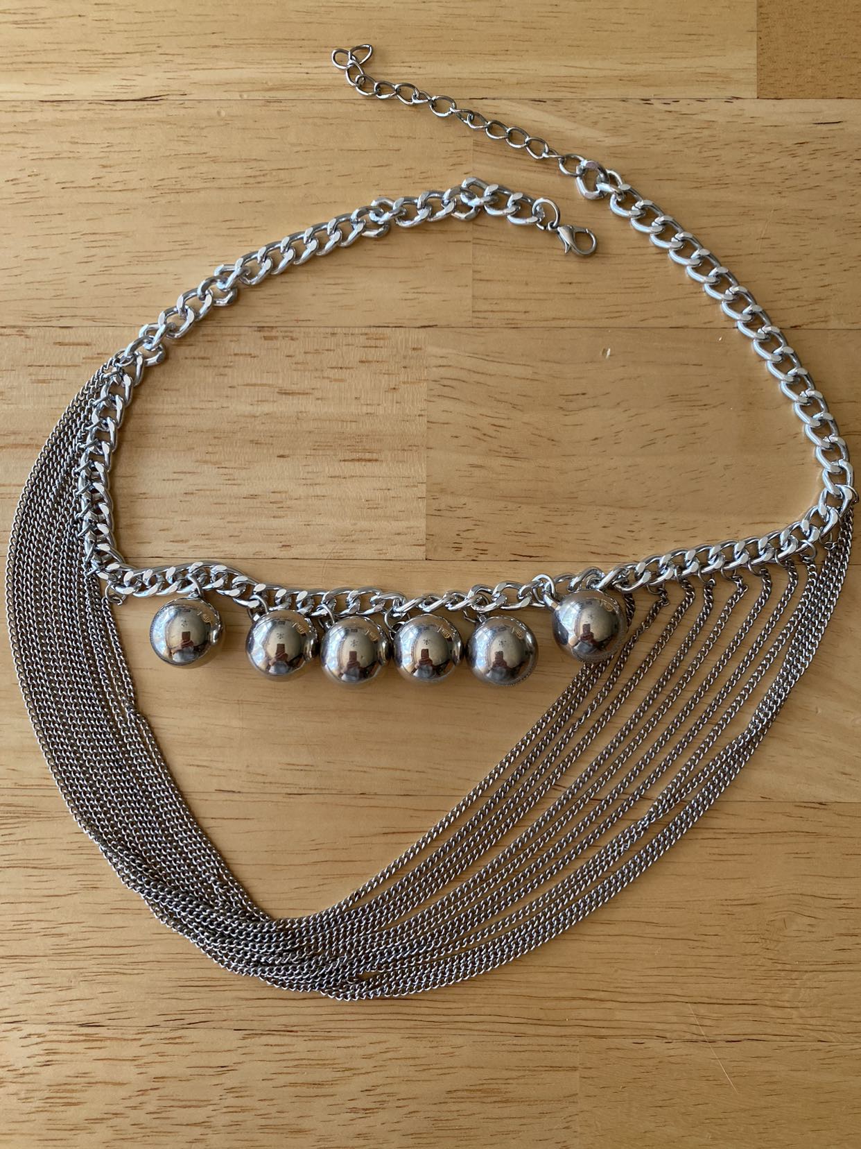 Woman’s Necklace image indicator(2)