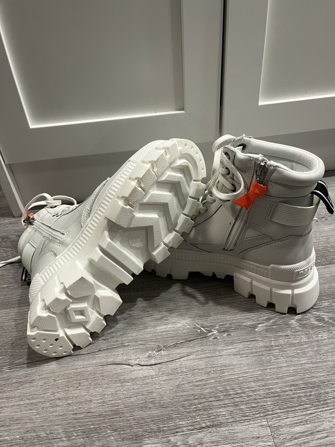 Palladium brand new shoes with original box - photo 3