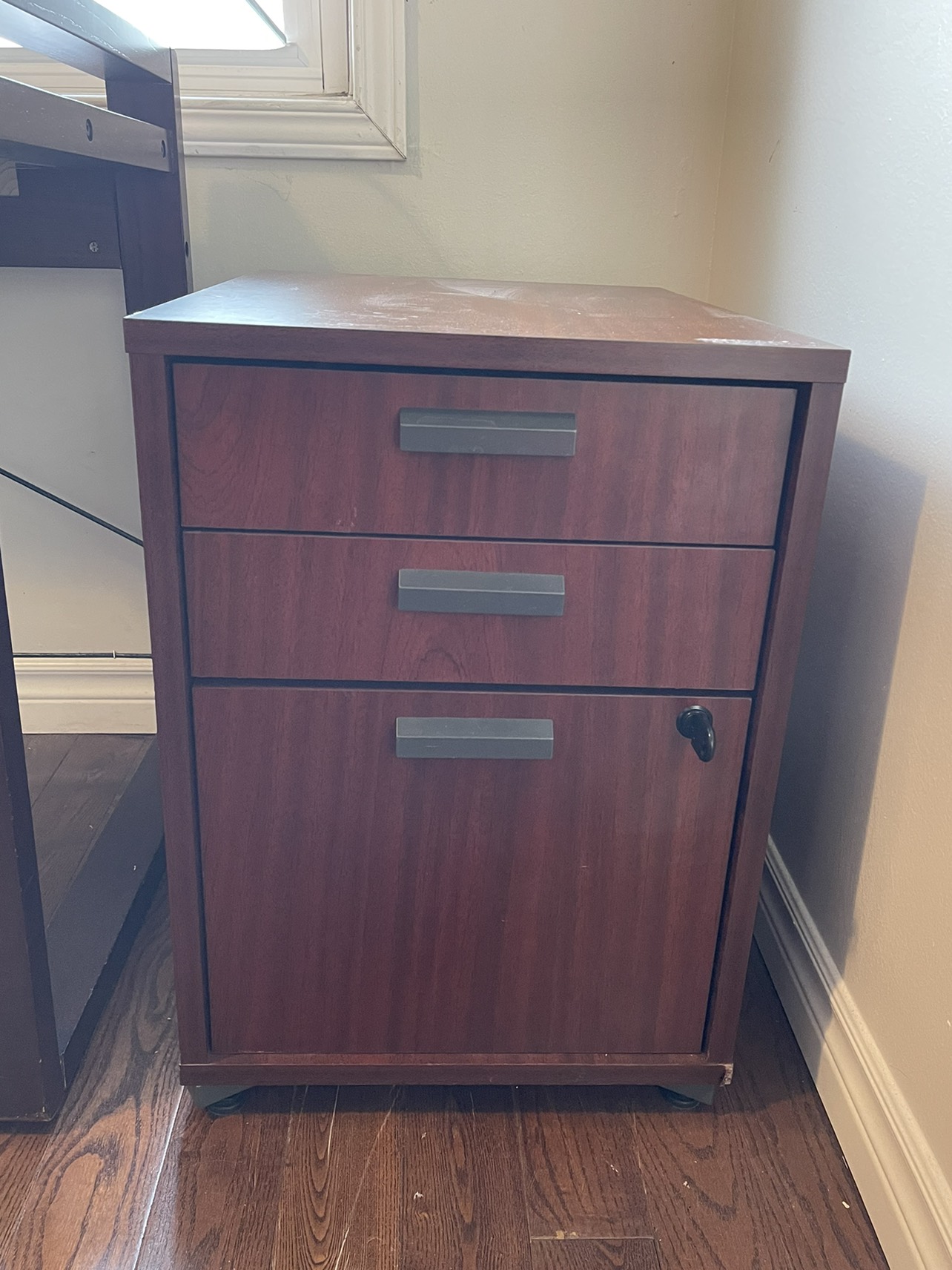 Wooden 3 drawer lockable office cabinet thumbnail