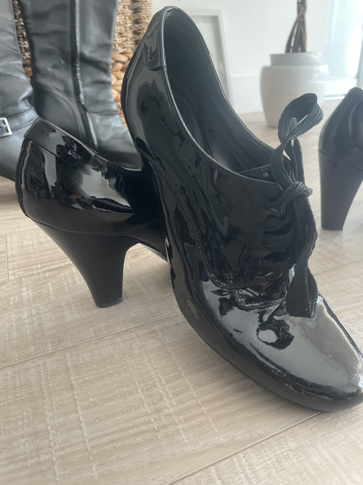 3 pairs of quality shoes, size 10. $130 for 3 or $50 each image indicator(5)