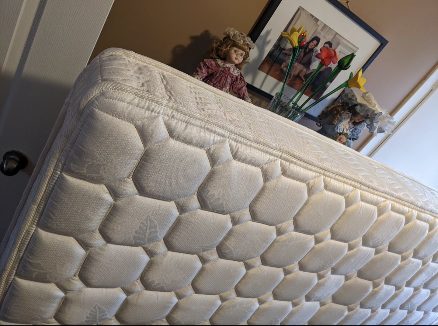 Queen Mattress - photo 2