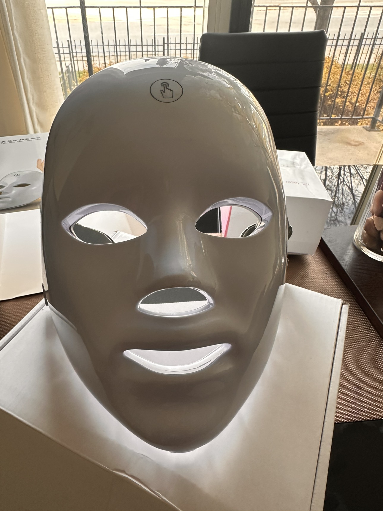 LED Facial Therapy Device image indicator(2)
