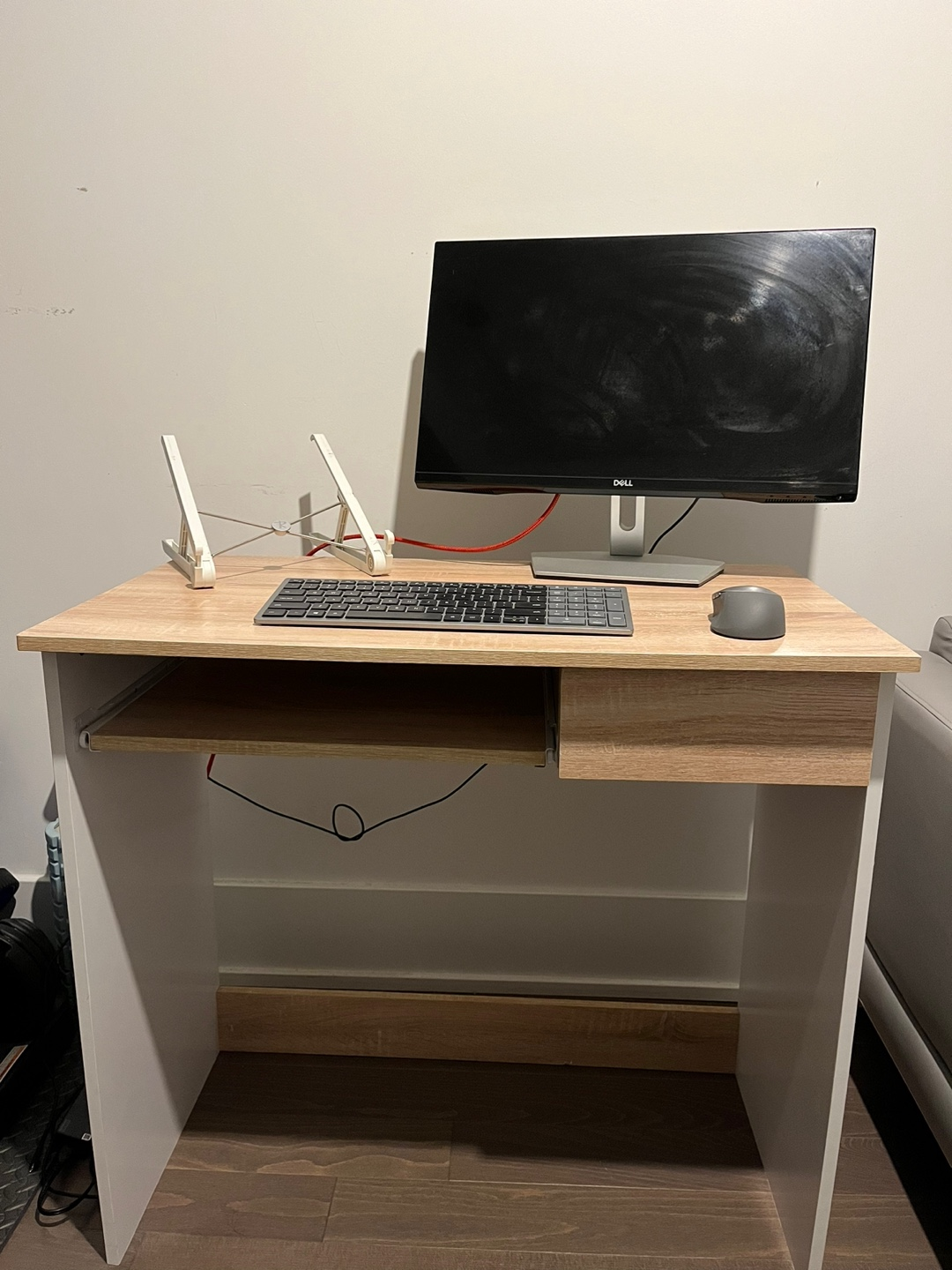 wood colour desk