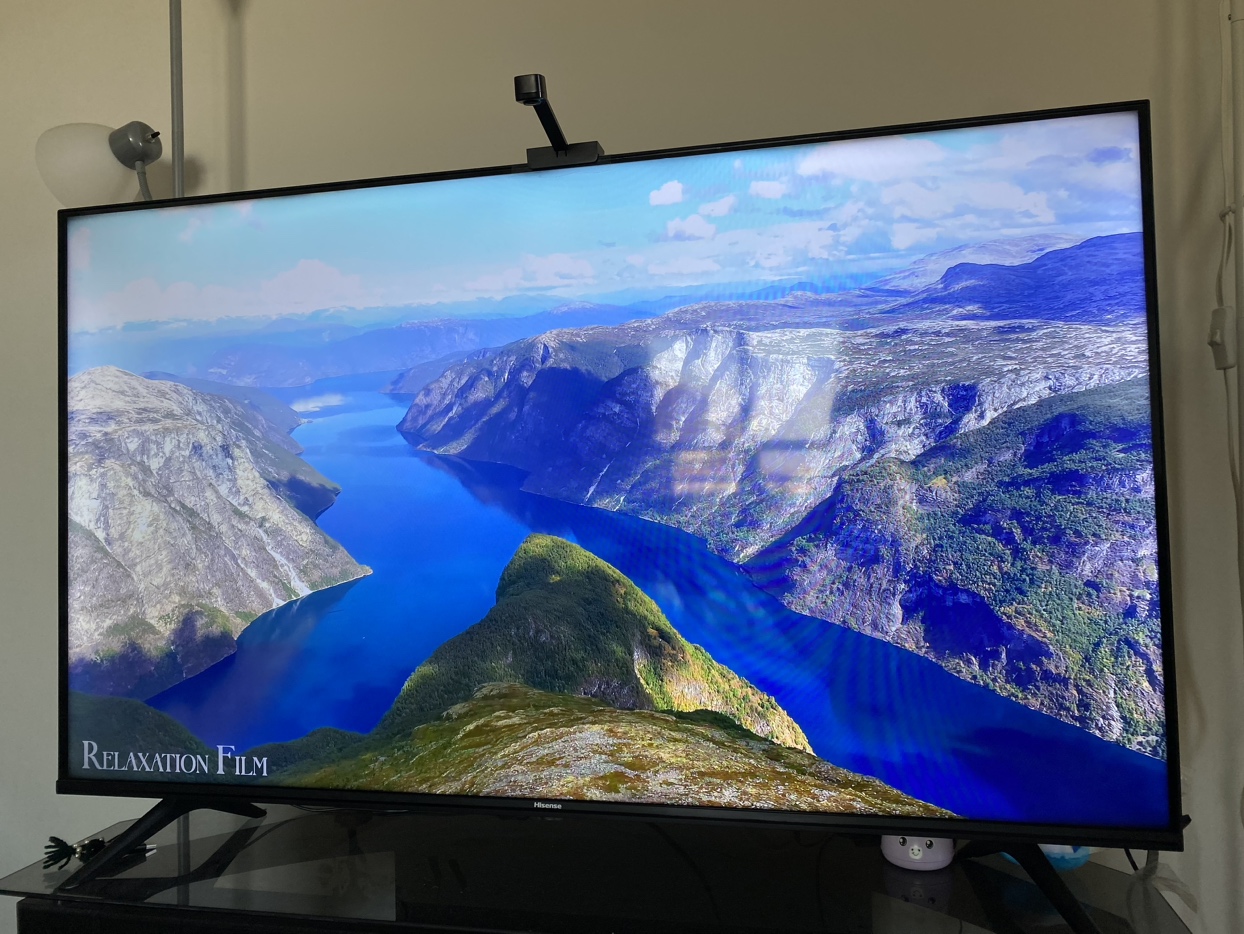 Android 50" UHD 4K Smart TV image indicator(2)