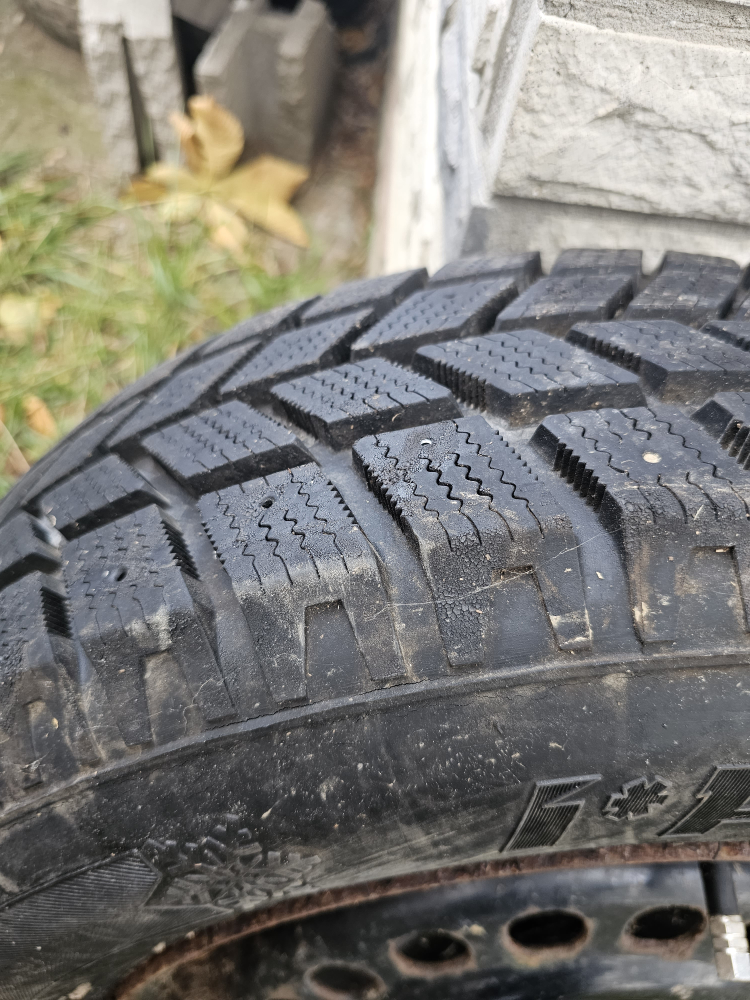 Hankook winter tires and rims - photo 5