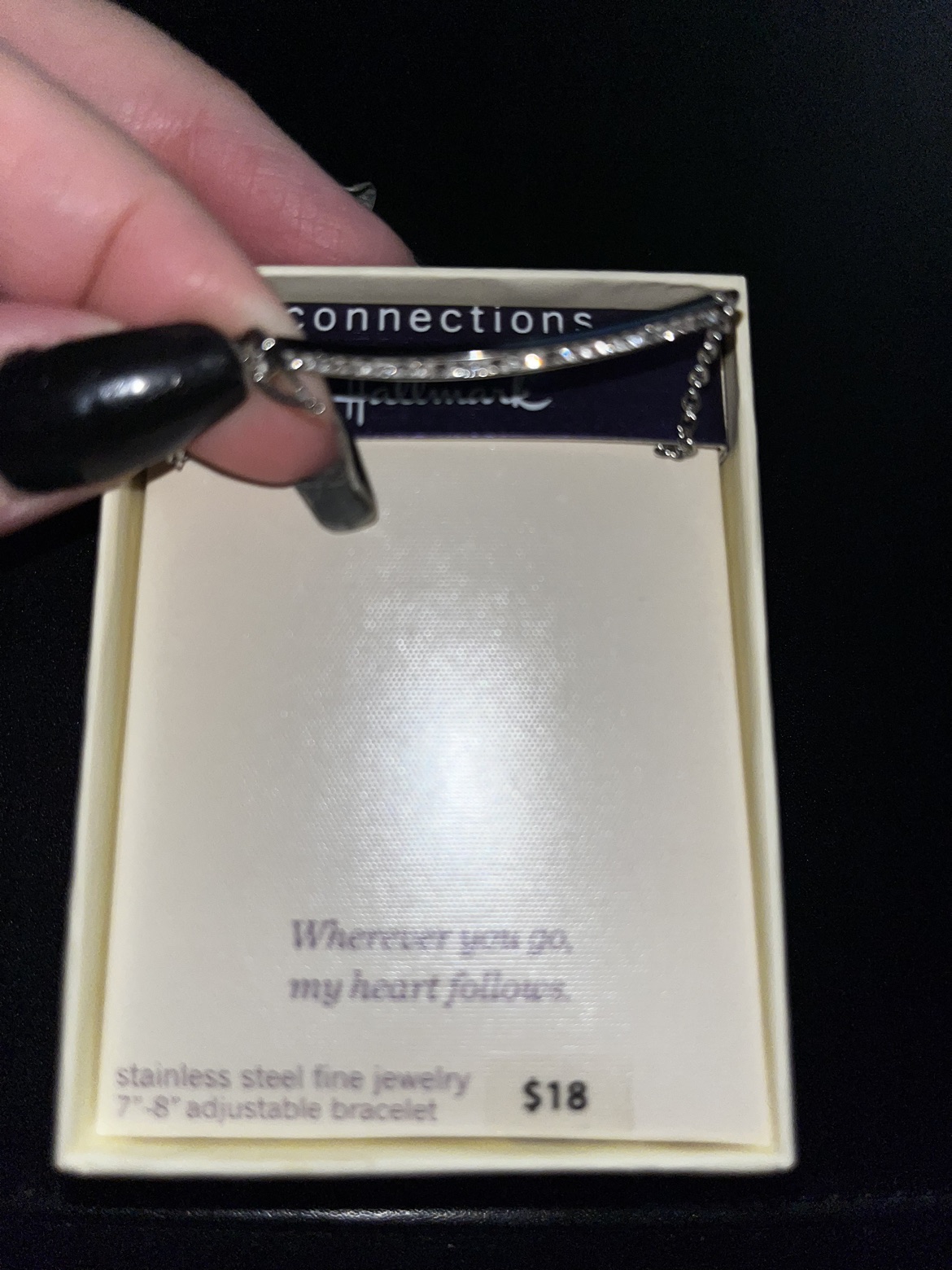 Brand new Hallmark connection bracelet image indicator(4)