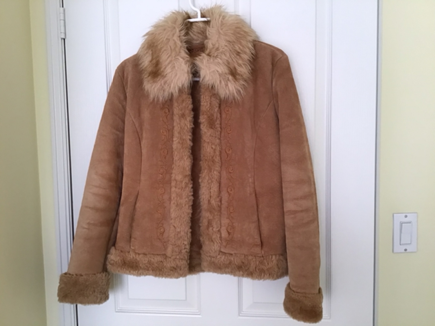 Vintage Guess Suede Leather Jacket image indicator(2)