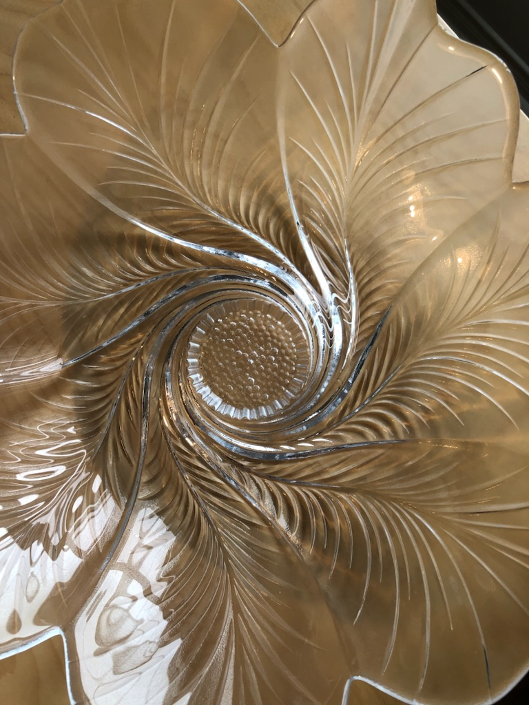 Flower swirl bowl thumbnail