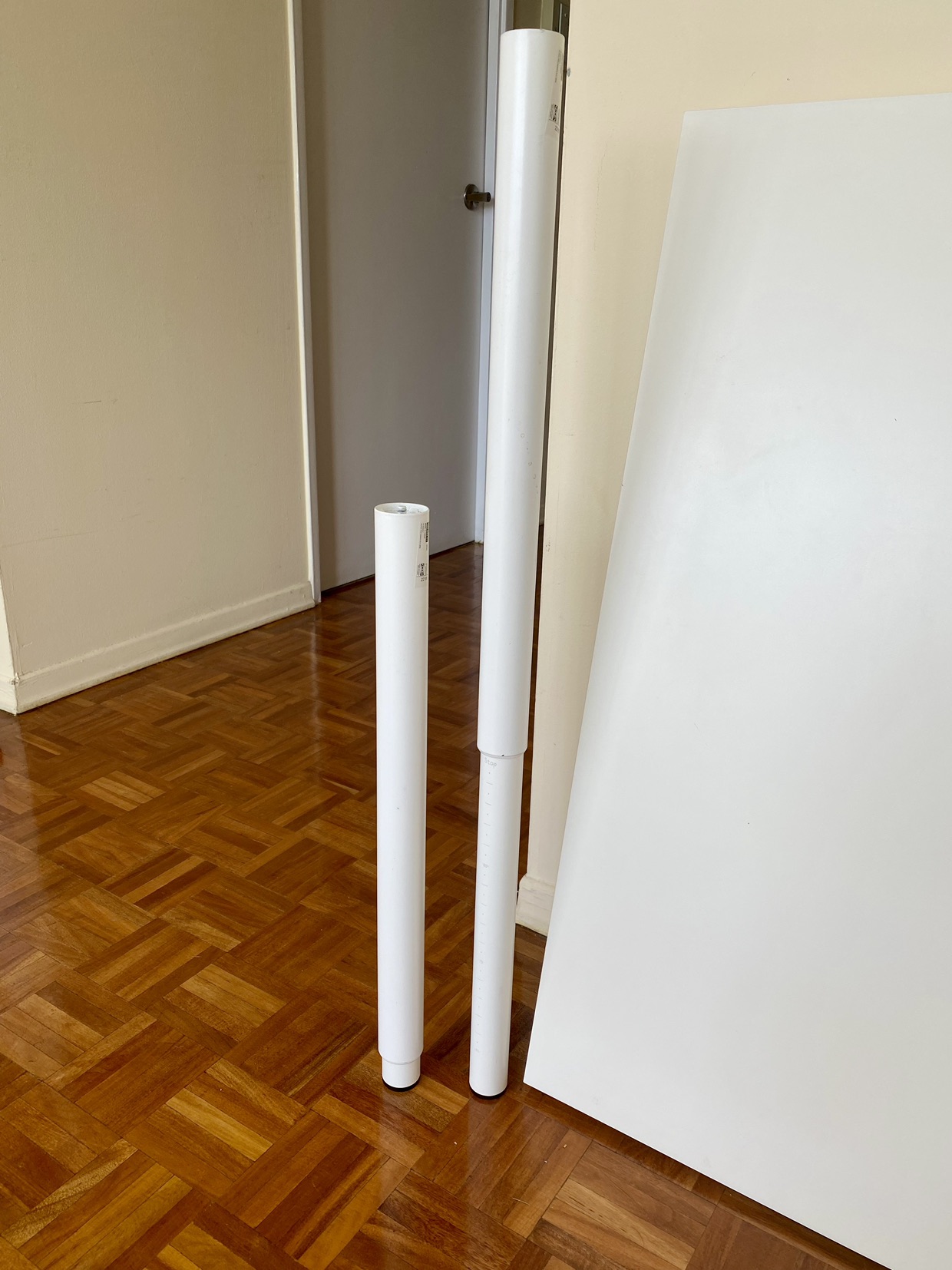 Table with adjustable legs (from IKEA) - photo 5