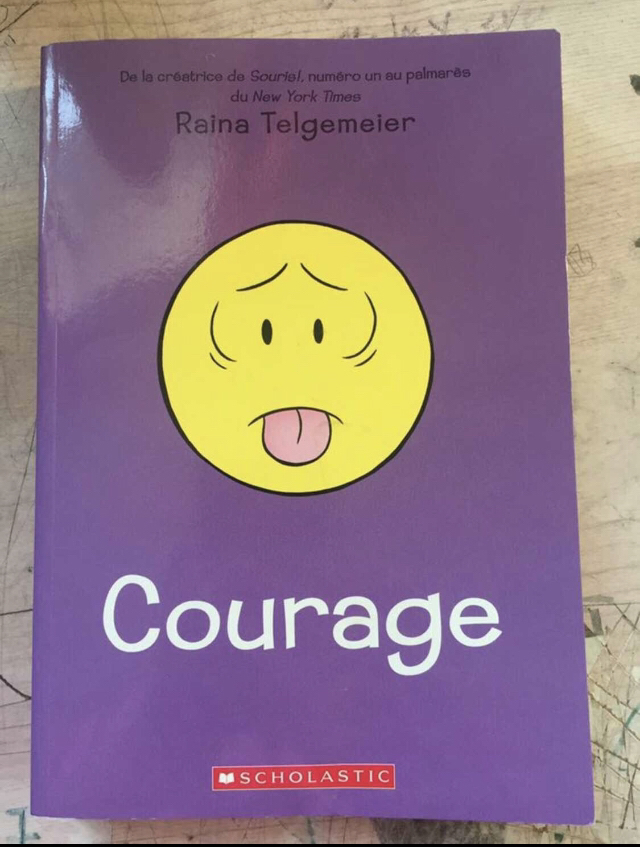 Book: Courage de Raina Telgemeier image indicator(2)