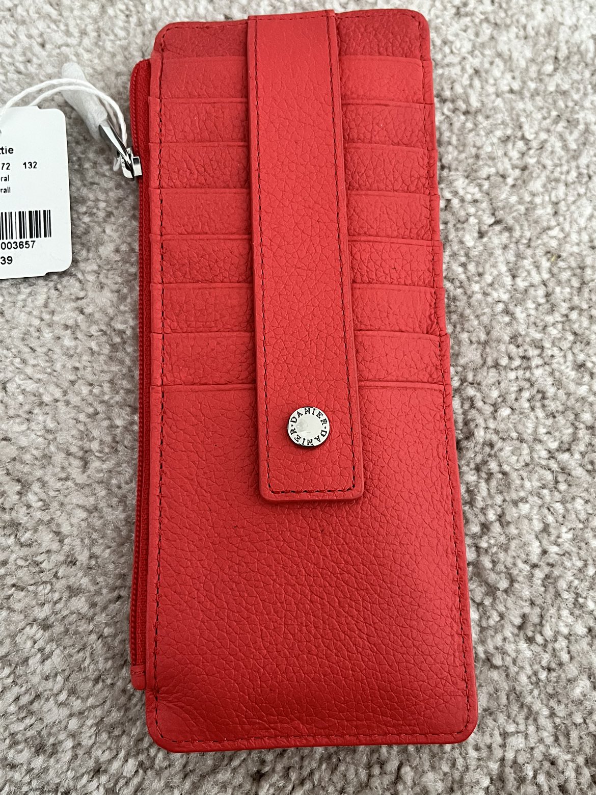 BNWT Danier Red Card Wallet image indicator(3)