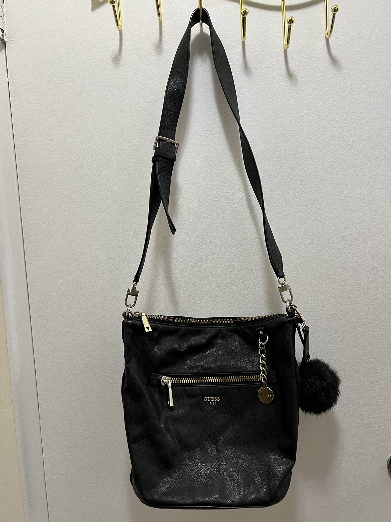 Guess Bag thumbnail