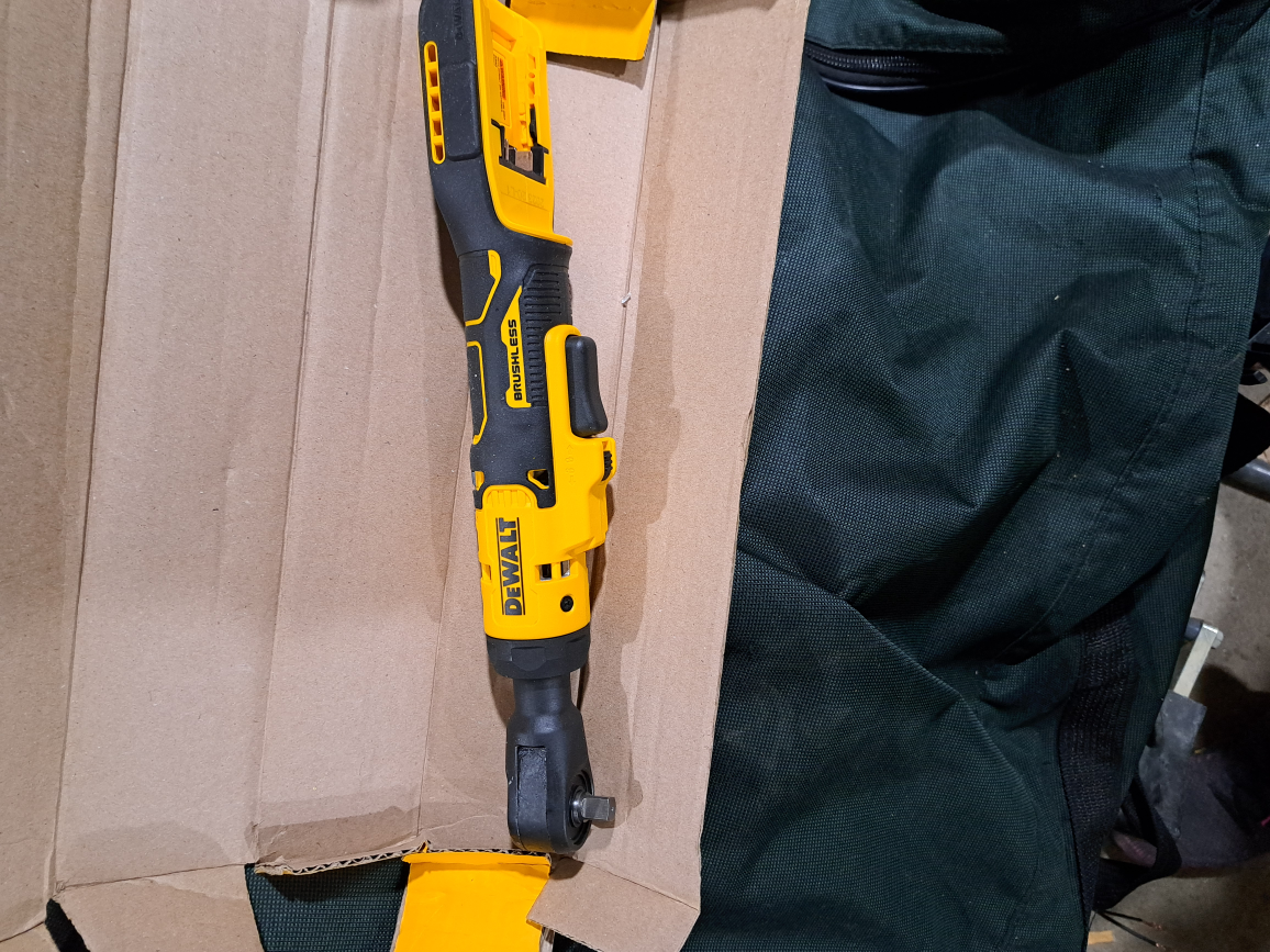 dewalt 20v - photo 2