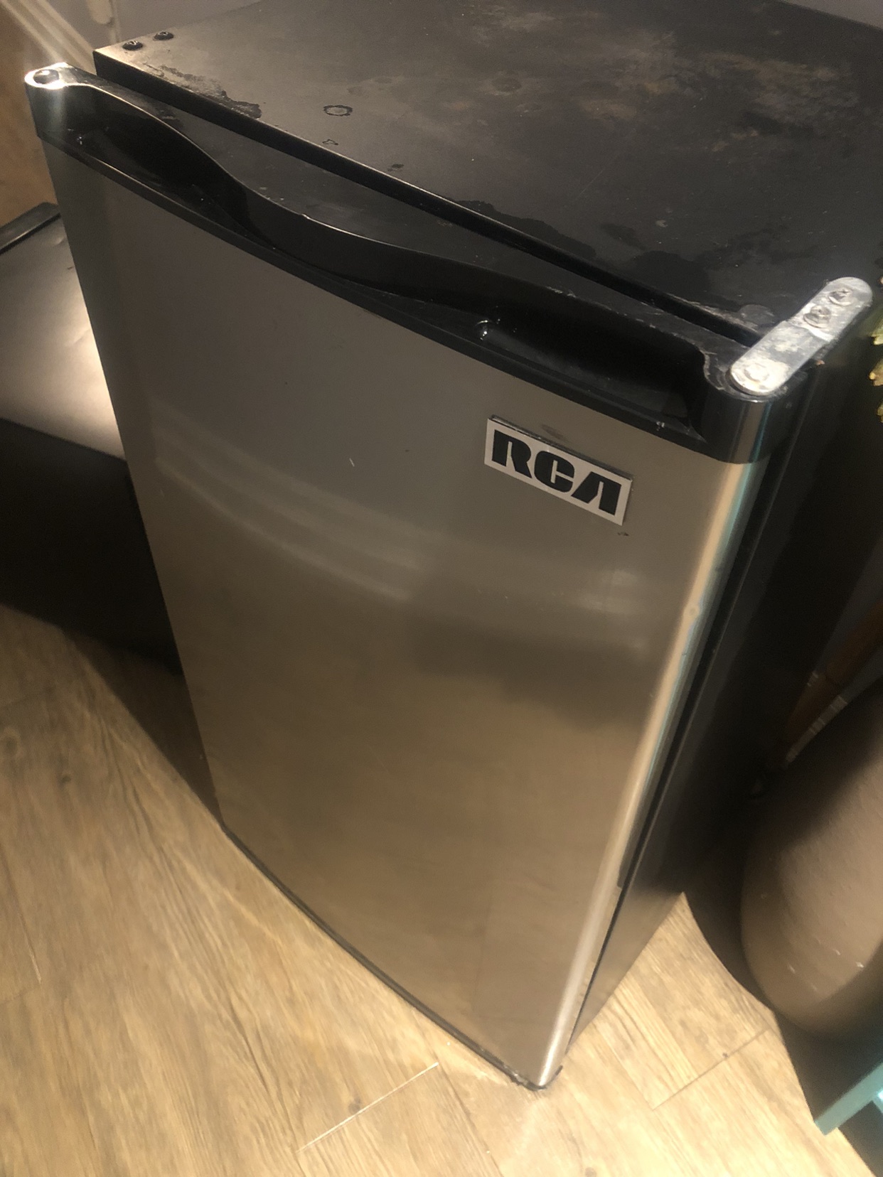 RCA Mini Fridge thumbnail