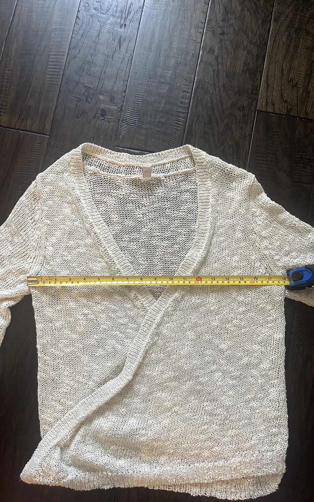 Women’s crochet cardigan size M image indicator(5)