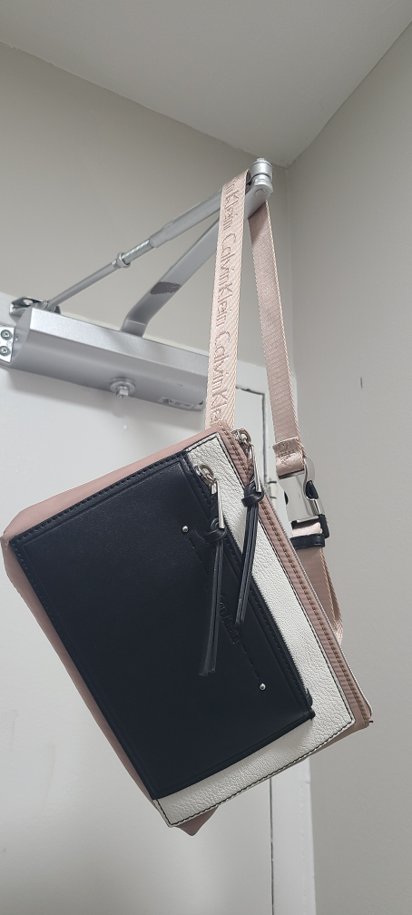Women's Fanny Pack thumbnail