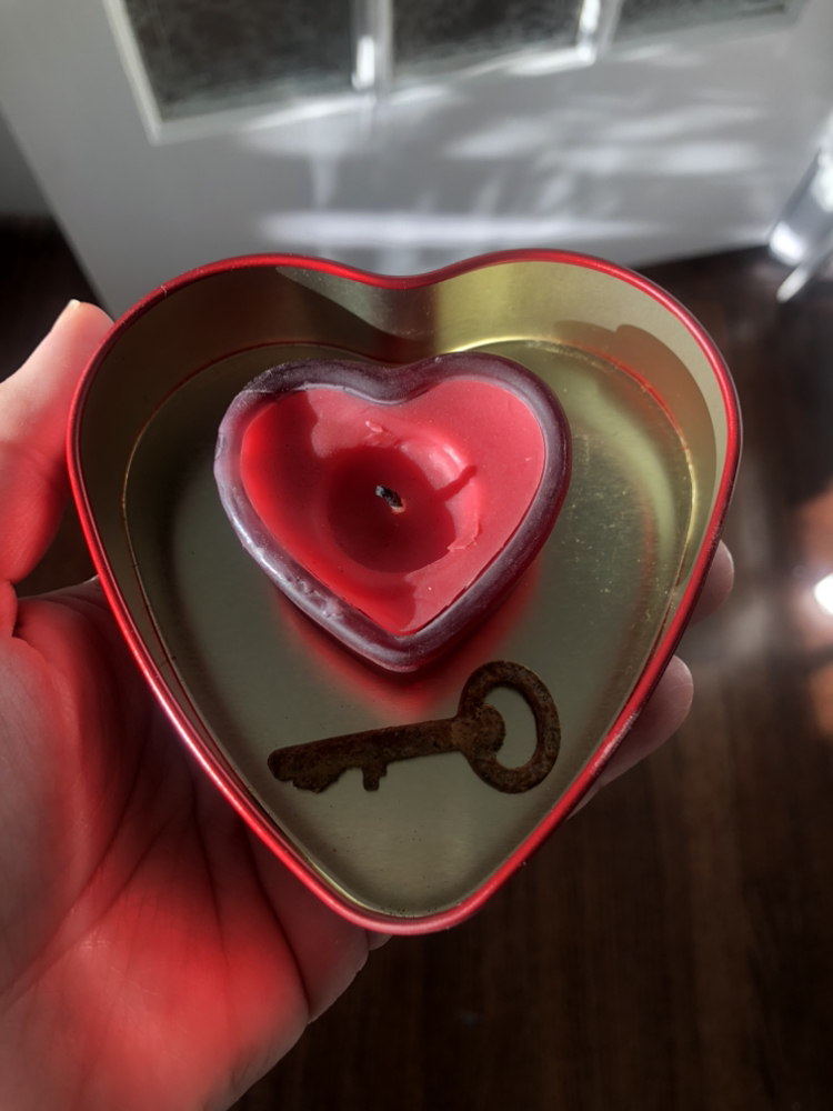 Heart shaped box from Lindt 🏒 image indicator(2)