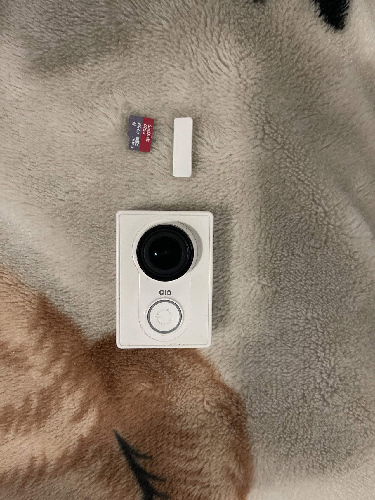 Like new yi action camera