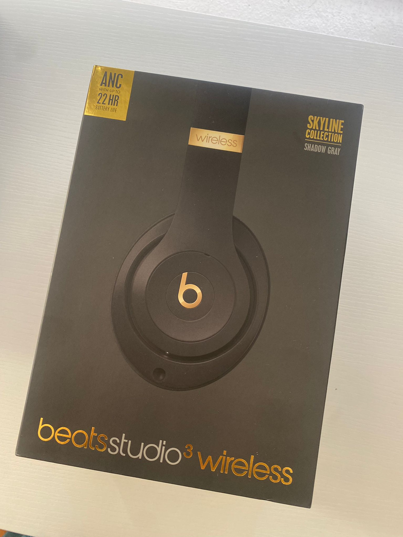 (Brand new 60% off) Beats Studio 3 wireless - photo 5