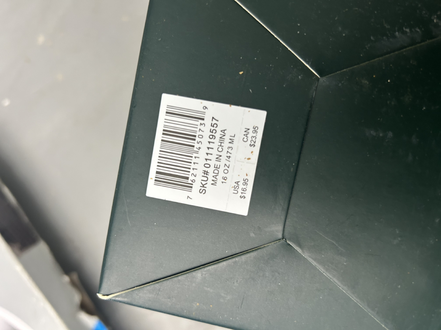 Starbucks Reusable Plastic Hot Cups Holiday 2020 Color Changing image indicator(2)