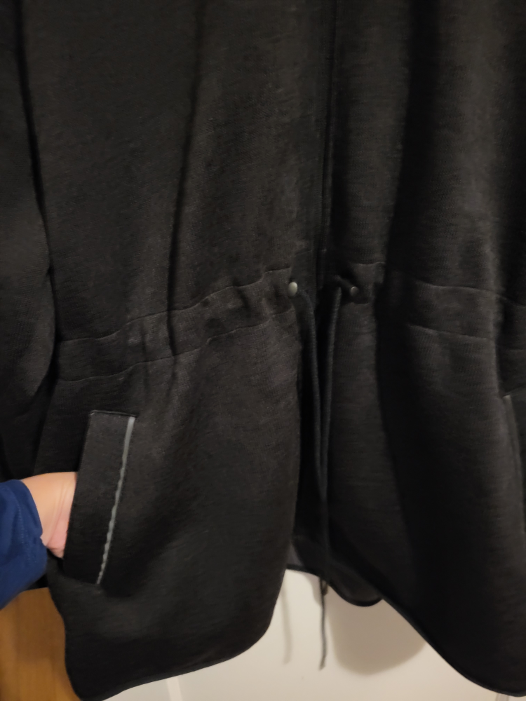 4X Women's ActiveZone Hoodie image indicator(3)