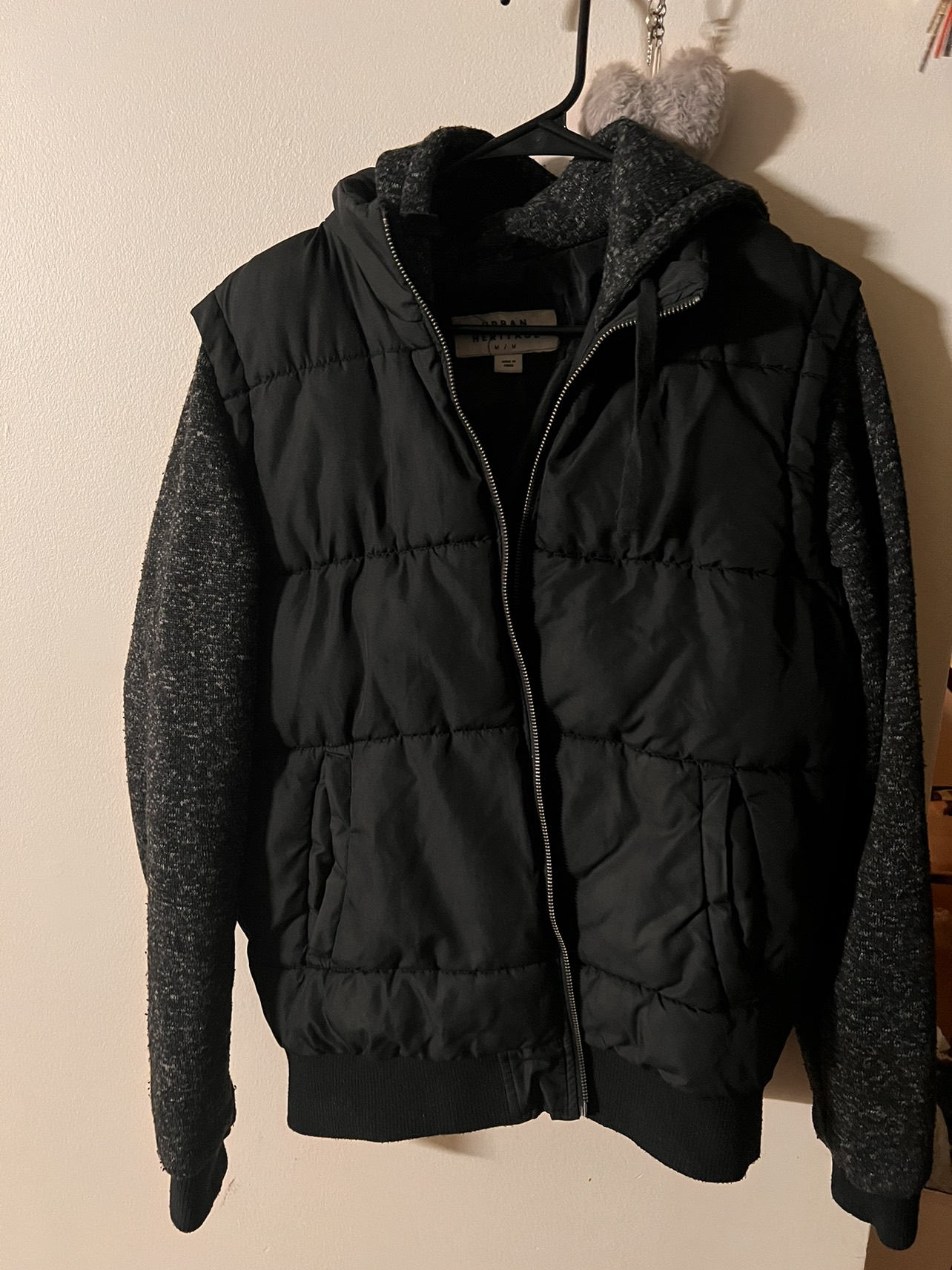 Winter jacket thumbnail