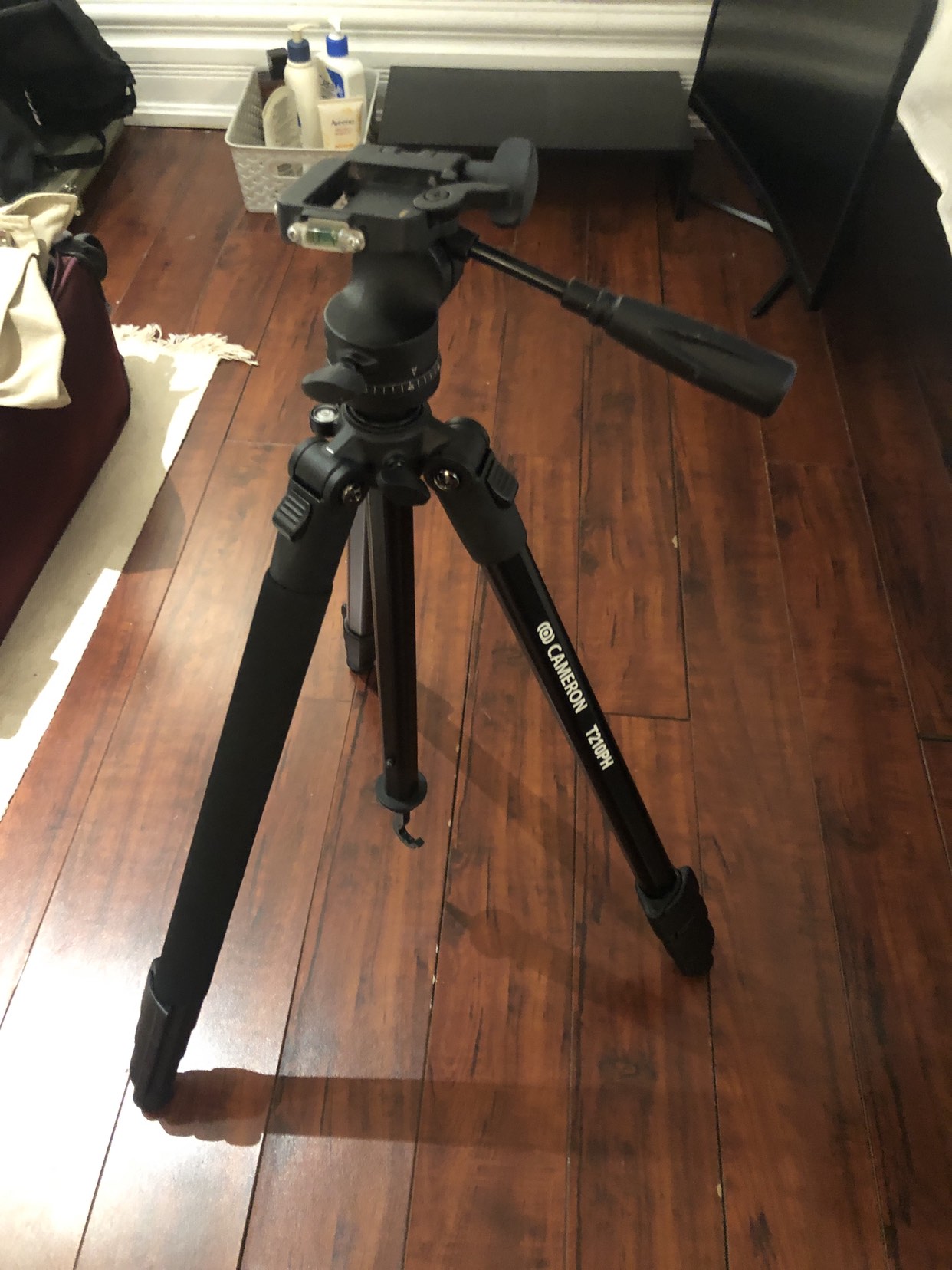 Cameron Tripod
