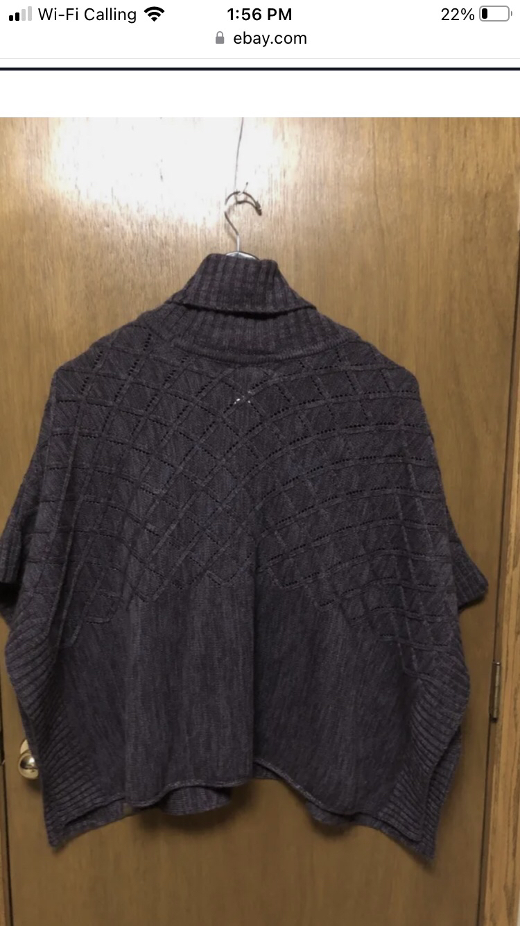 Women’s Roots Poncho image indicator(2)