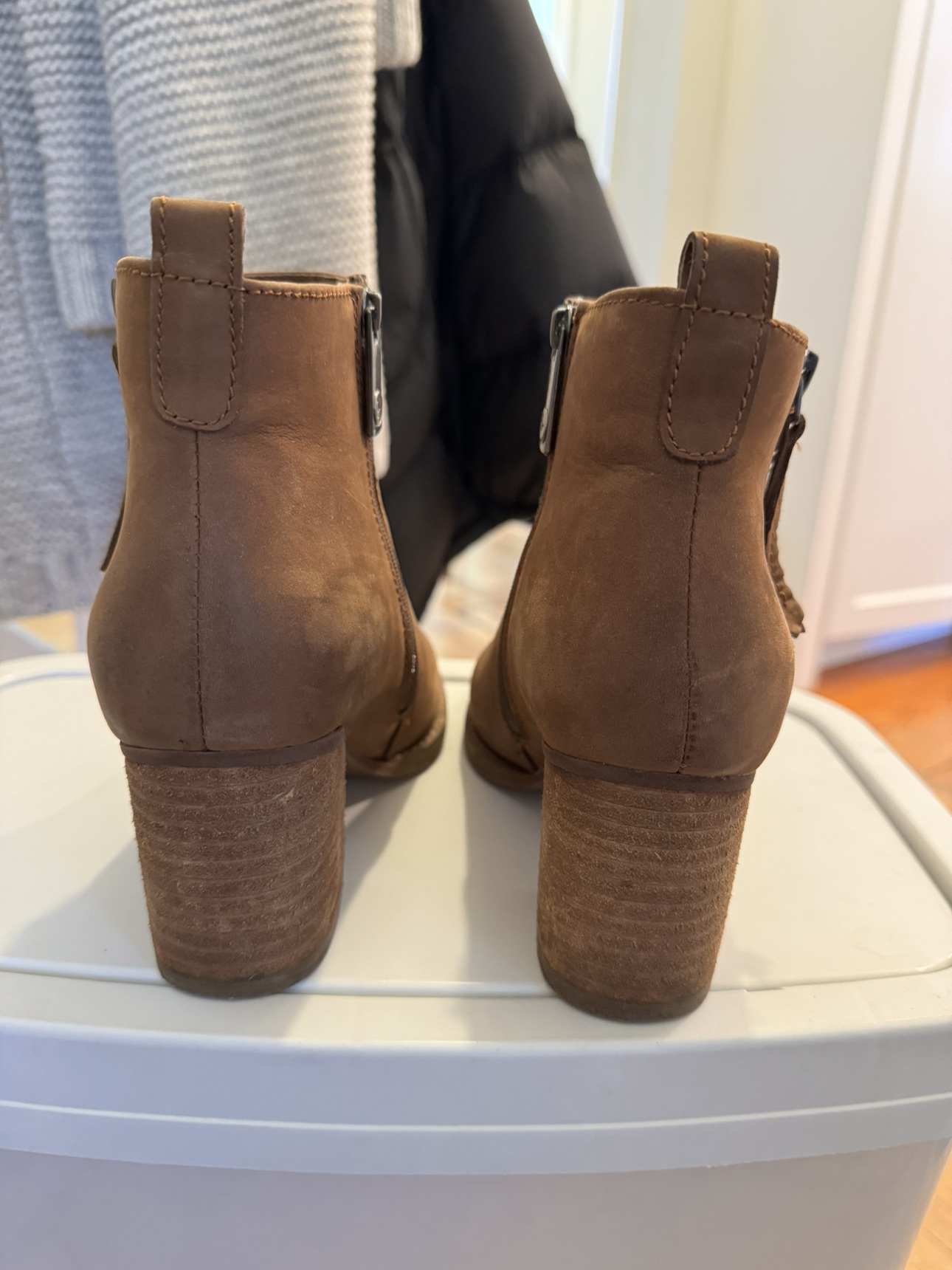 Blondo Waterproof Boots-Sz 6 1/2 - photo 2