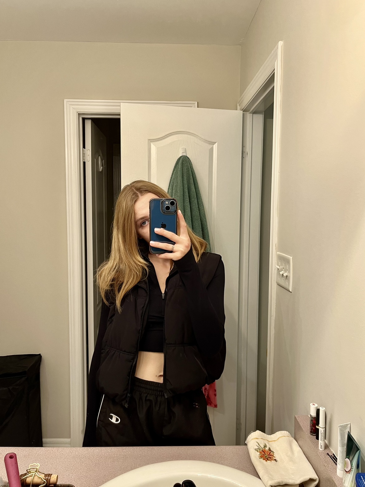 H&M Cropped puffer vest - photo 2
