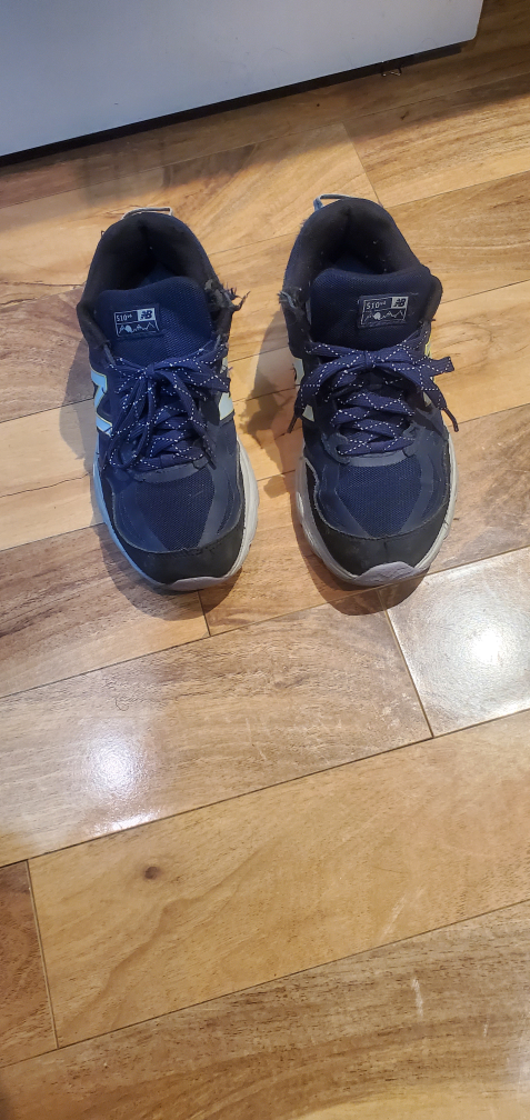 New balance sneaker #freecycle image indicator(3)